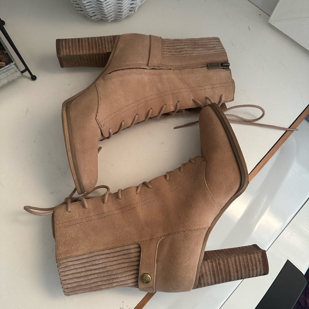 Michael Kors booties fashion - Picture 3 of 12